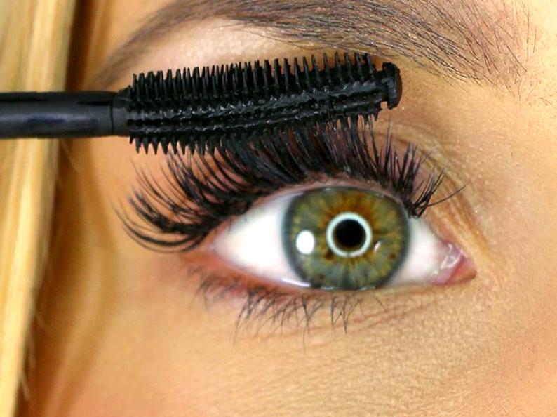 A Guide to Finding Your Ideal Mascara